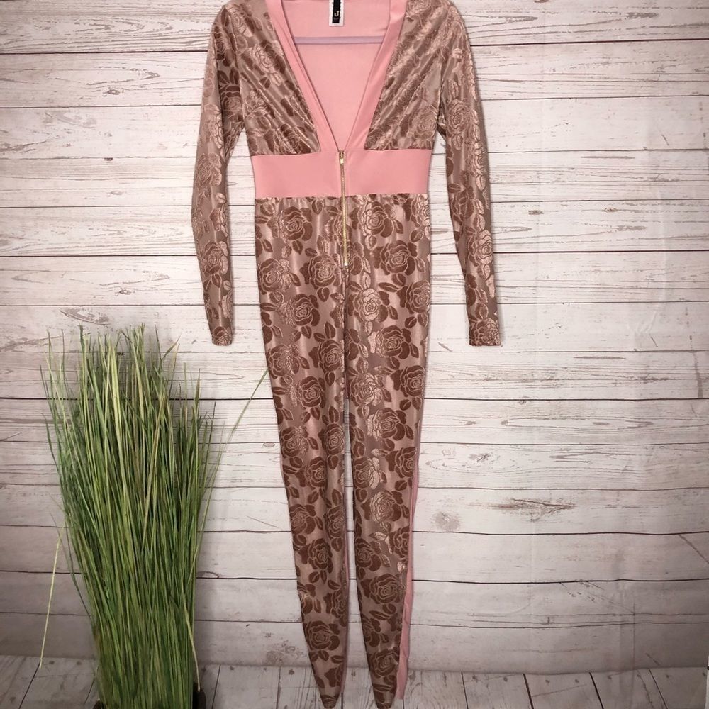 Uptown U.S.A pink velvet rose jumpsuit szS